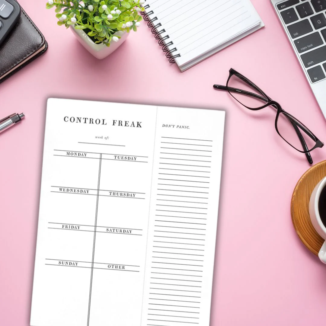 Control Freak Weekly List Notepad | 8.5" x 11" Desk Planner - Image 4