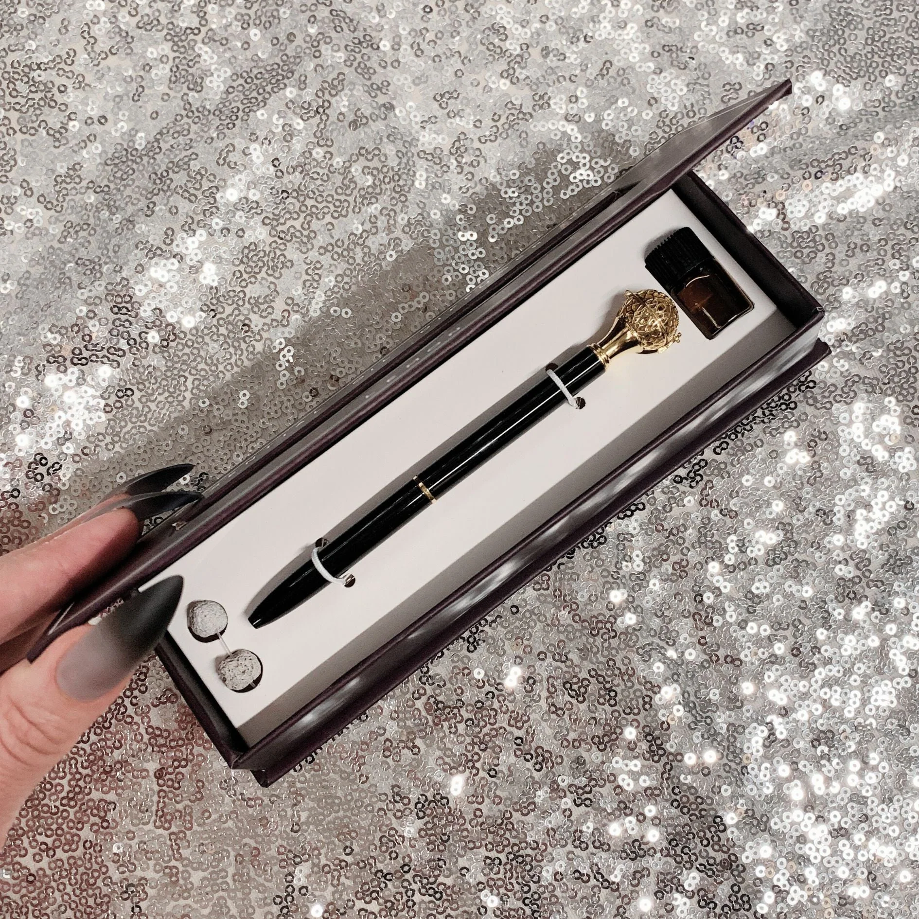 Essential Oil Diffuser Pen in Lemon | Includes 1 ml of Essential Oil and 2 Lava Beads | Refillable - Image 13